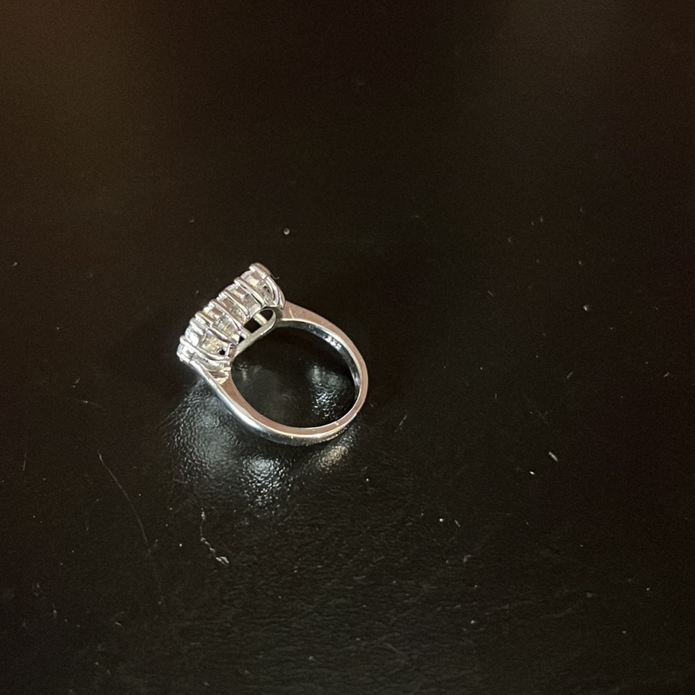 Heart sterling statement ring - Picture 4 of 5